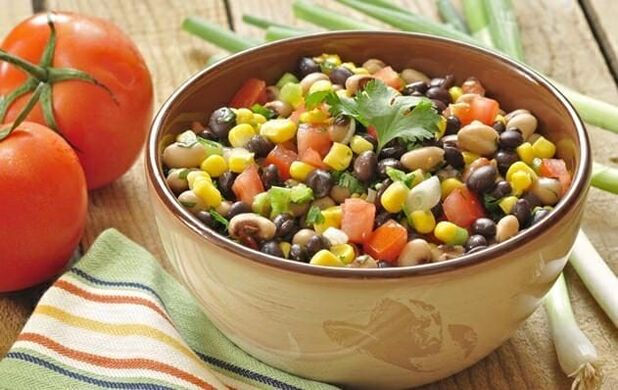Dietary vegetable salad can be included in the menu for weight loss with proper nutrition
